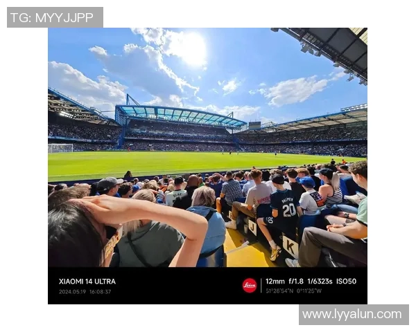 英超足球明星的璀璨之路与传奇人生揭秘 英超足球明星的璀璨之路与传奇人生揭秘